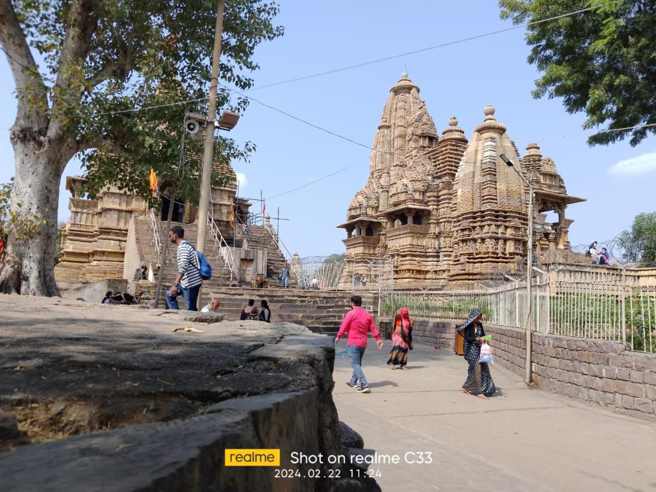 Indiana Home Stay Кхаджурахо Экстерьер фото